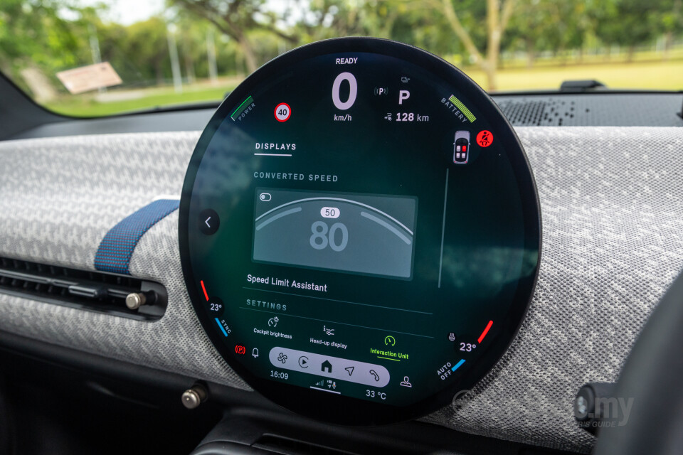 MINI Electric J01 (2024) Interior