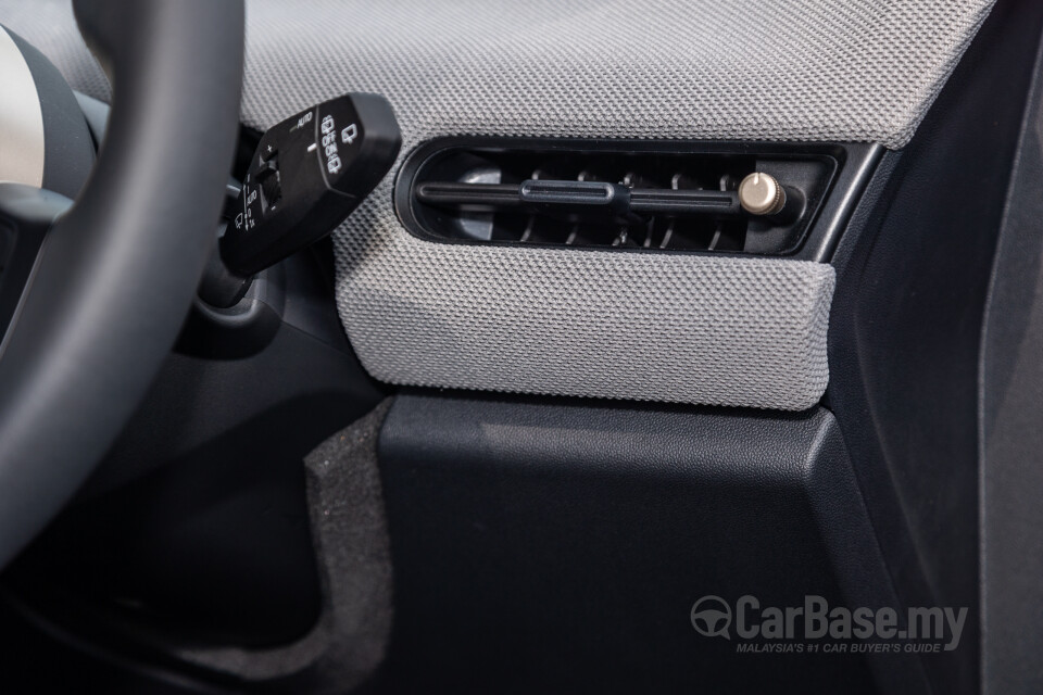MINI Electric J01 (2024) Interior