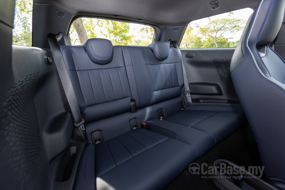 MINI Electric J01 (2024) Interior