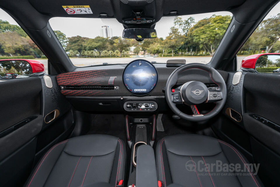 MINI Electric J01 (2024) Interior