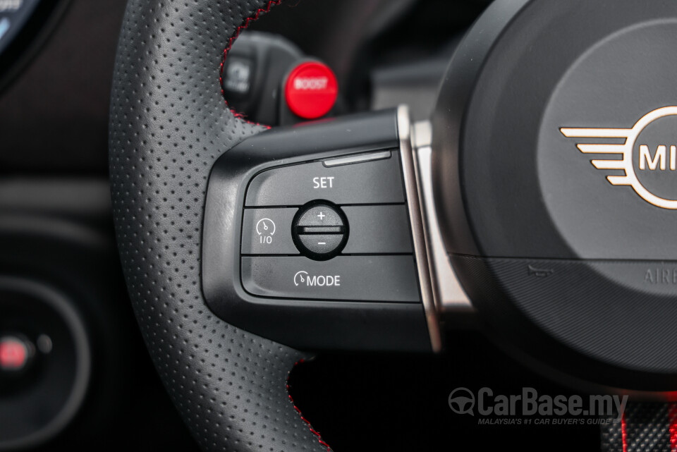 MINI Electric J01 (2024) Interior