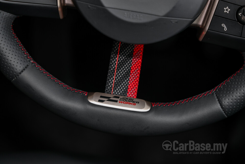 MINI Electric J01 (2024) Interior