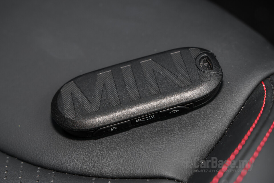 MINI Electric J01 (2024) Interior