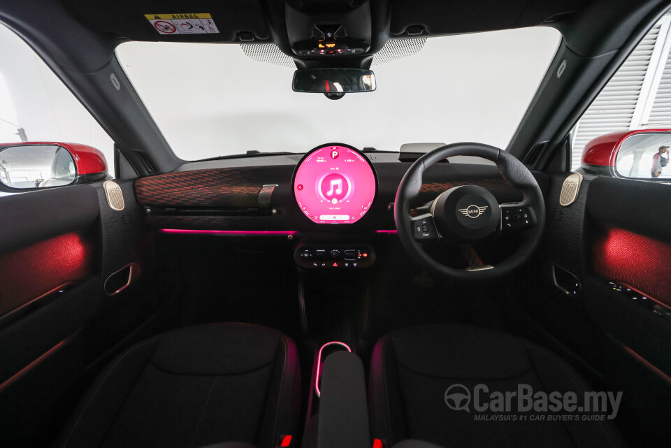 MINI Electric J01 (2024) Interior