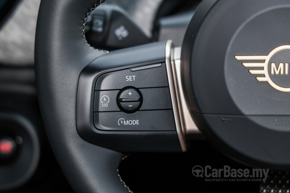 MINI Electric J01 (2024) Interior