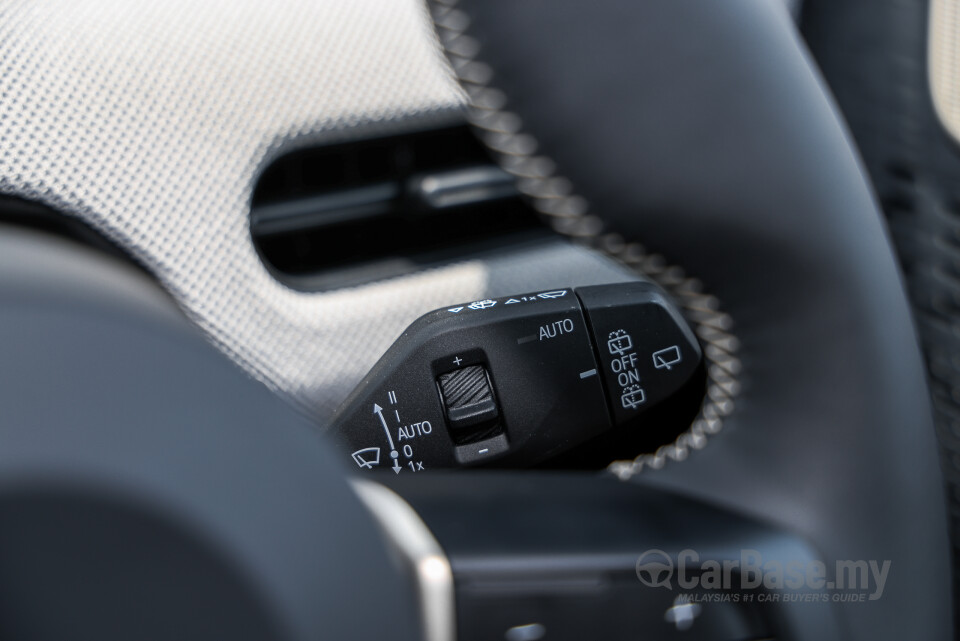 MINI Electric J01 (2024) Interior