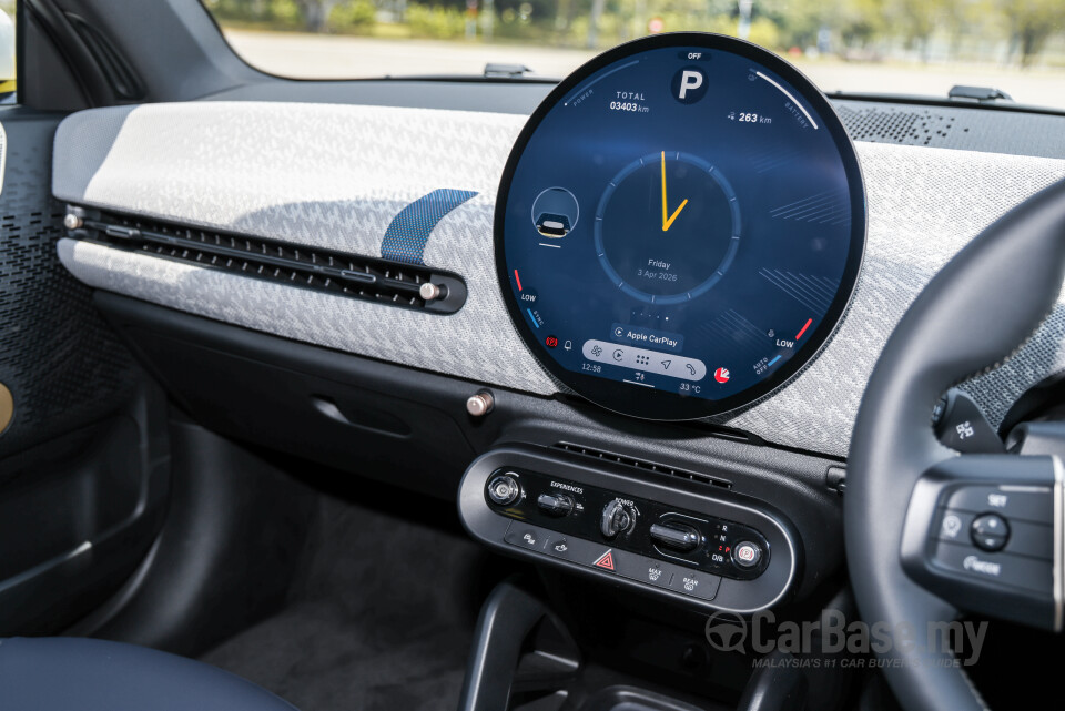 MINI Electric J01 (2024) Interior