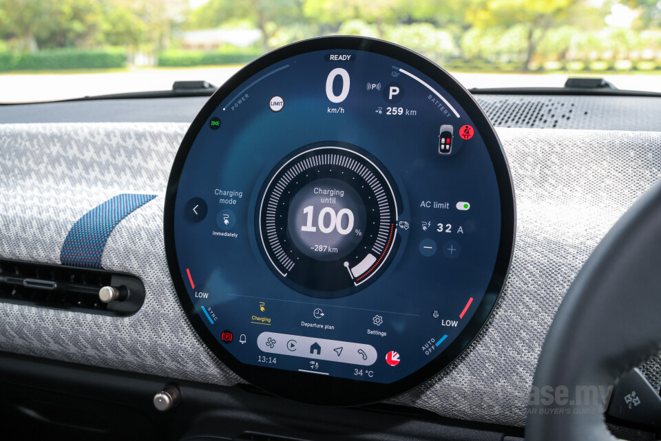 MINI Electric J01 (2024) Interior