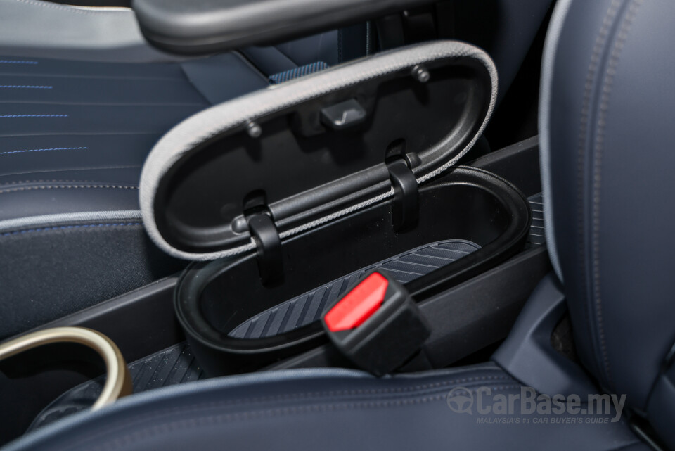 MINI Electric J01 (2024) Interior
