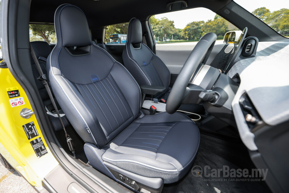 MINI Electric J01 (2024) Interior