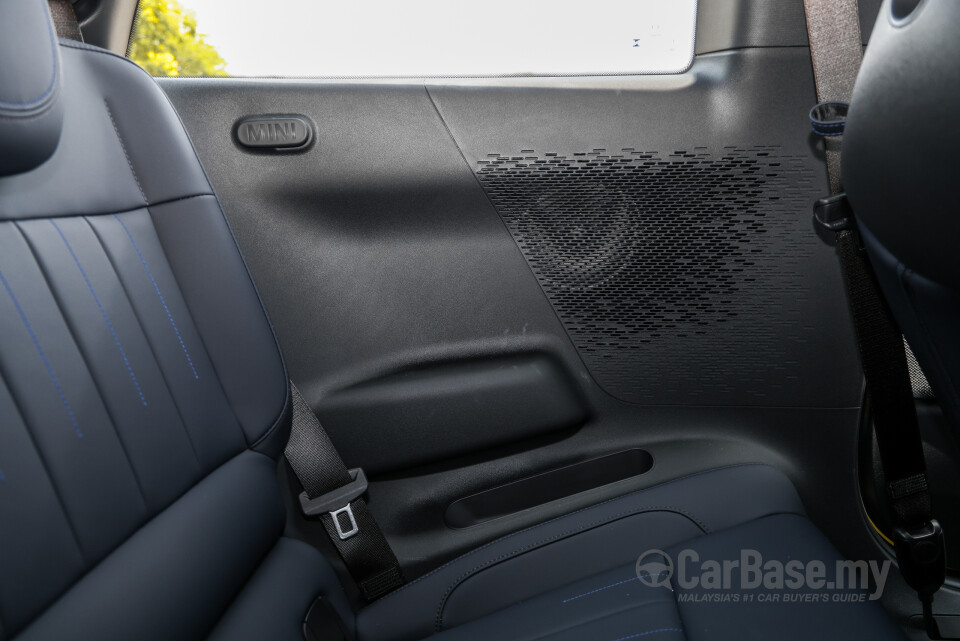 MINI Electric J01 (2024) Interior