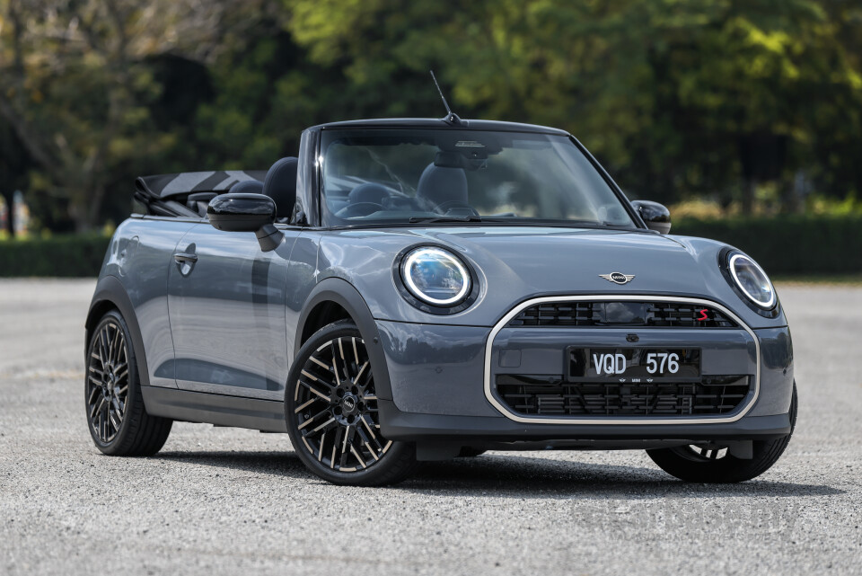 MINI Convertible F67 (2025) Exterior