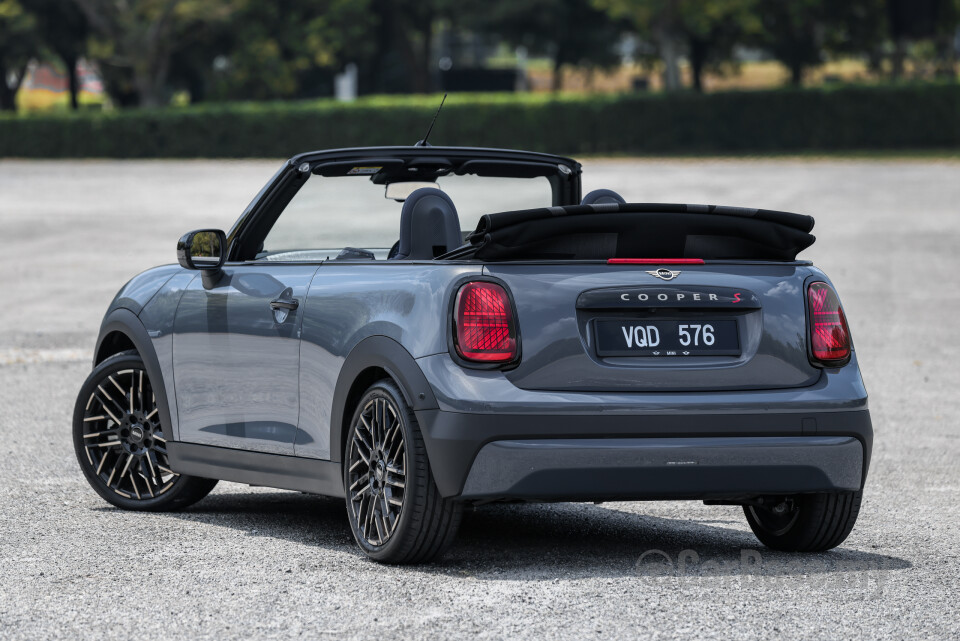 MINI Convertible F67 (2025) Exterior