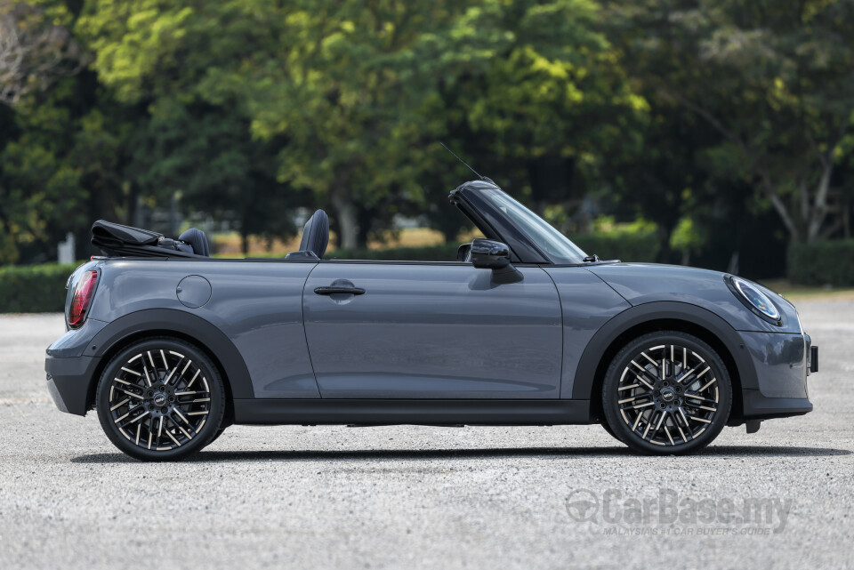 MINI Convertible F67 (2025) Exterior