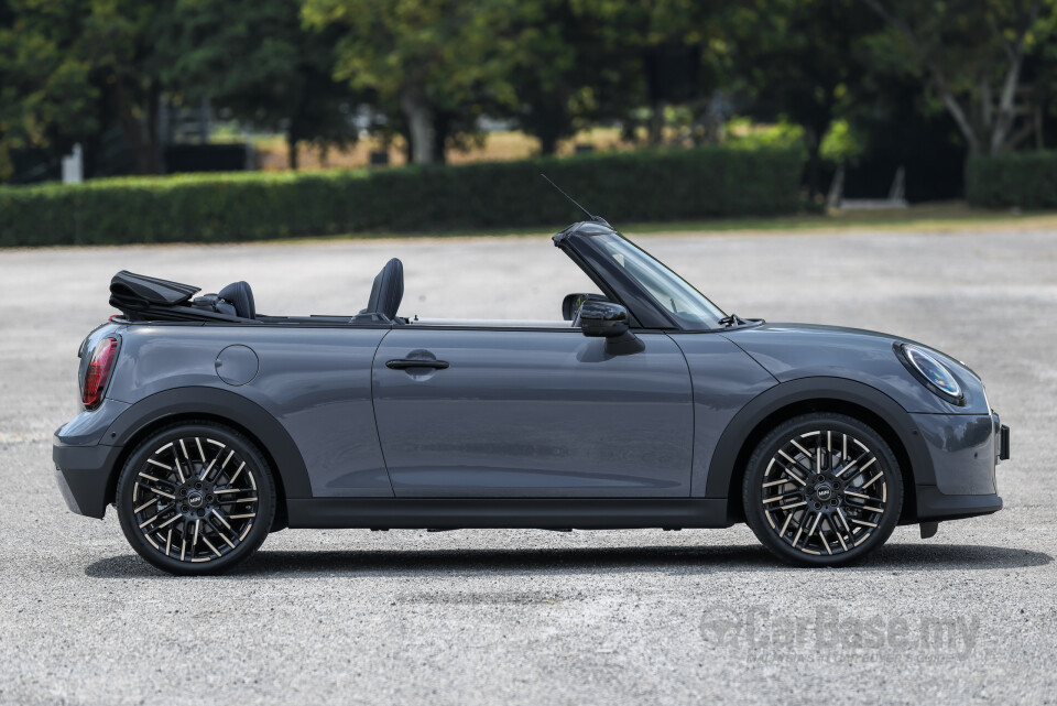 MINI Convertible F67 (2025) Exterior