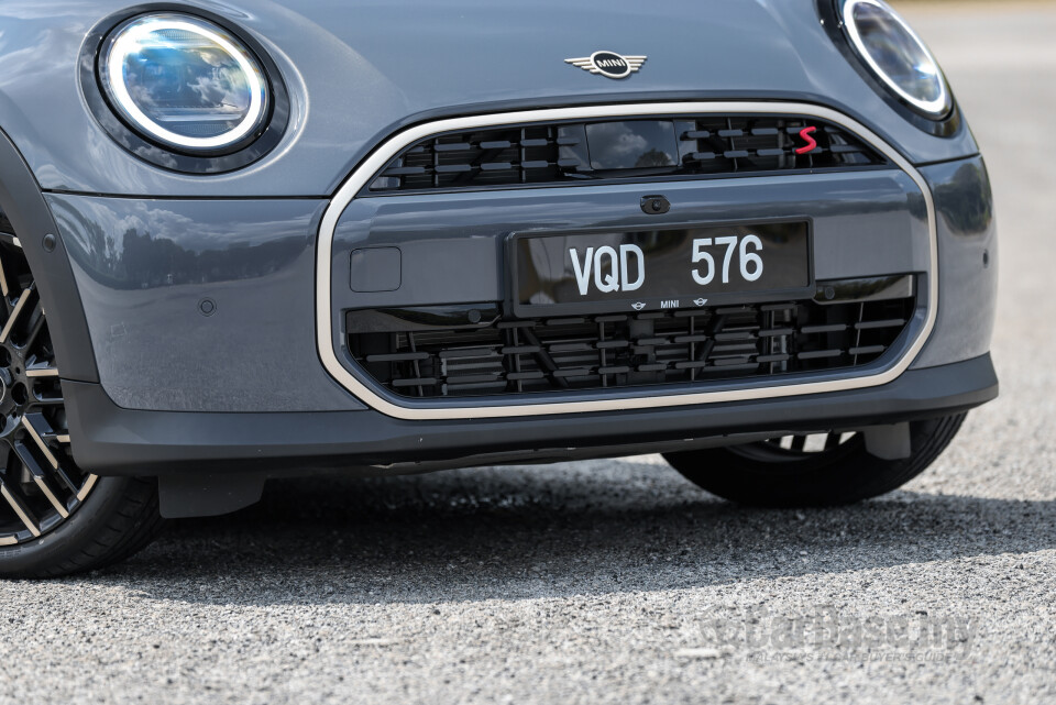 MINI Convertible F67 (2025) Exterior