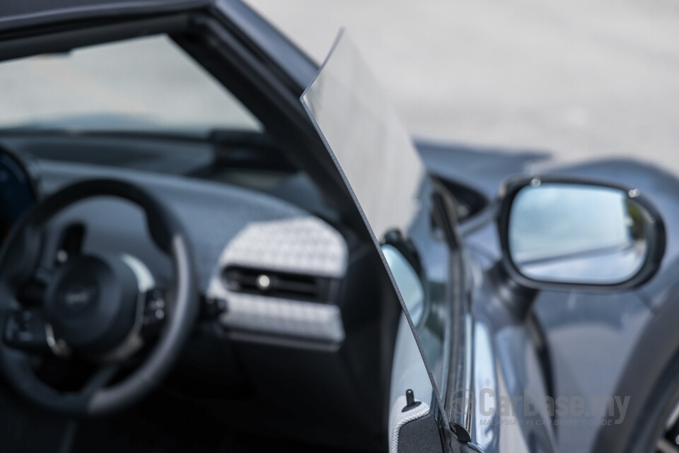 MINI Convertible F67 (2025) Exterior