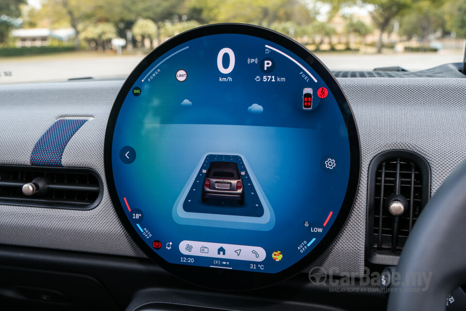 MINI Convertible F67 (2025) Interior