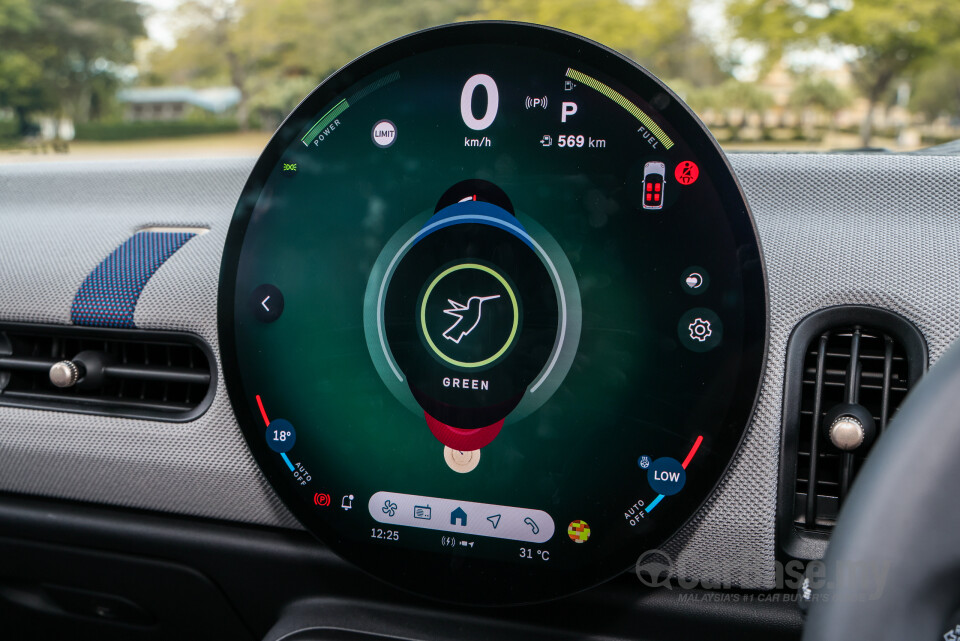 MINI Convertible F67 (2025) Interior