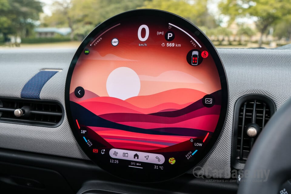 MINI Convertible F67 (2025) Interior