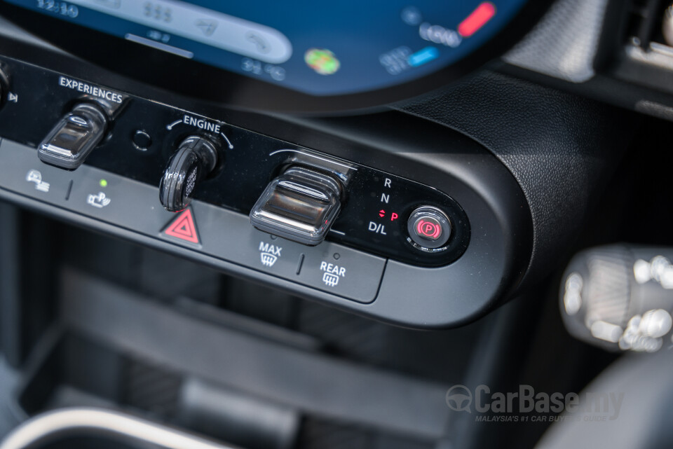 MINI Convertible F67 (2025) Interior