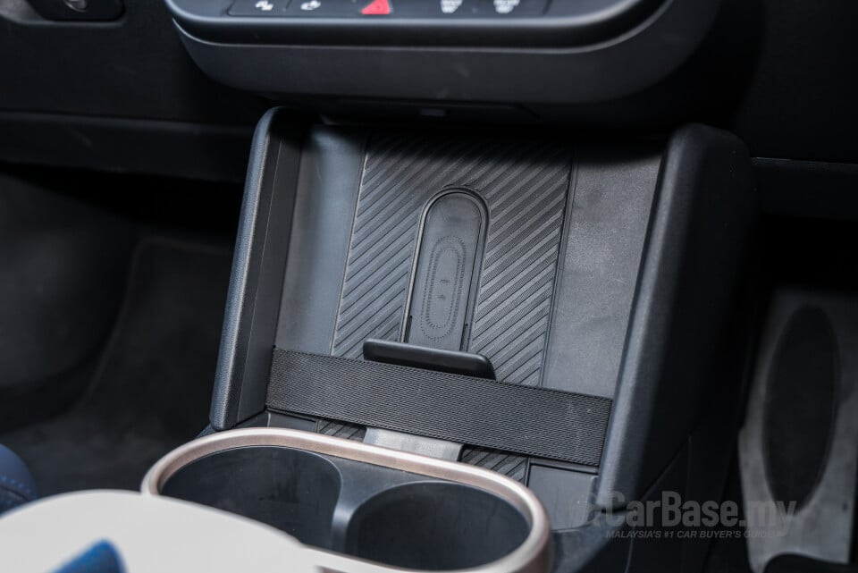 MINI Convertible F67 (2025) Interior