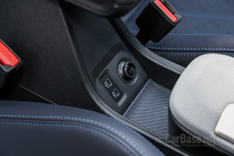 MINI Convertible F67 (2025) Interior