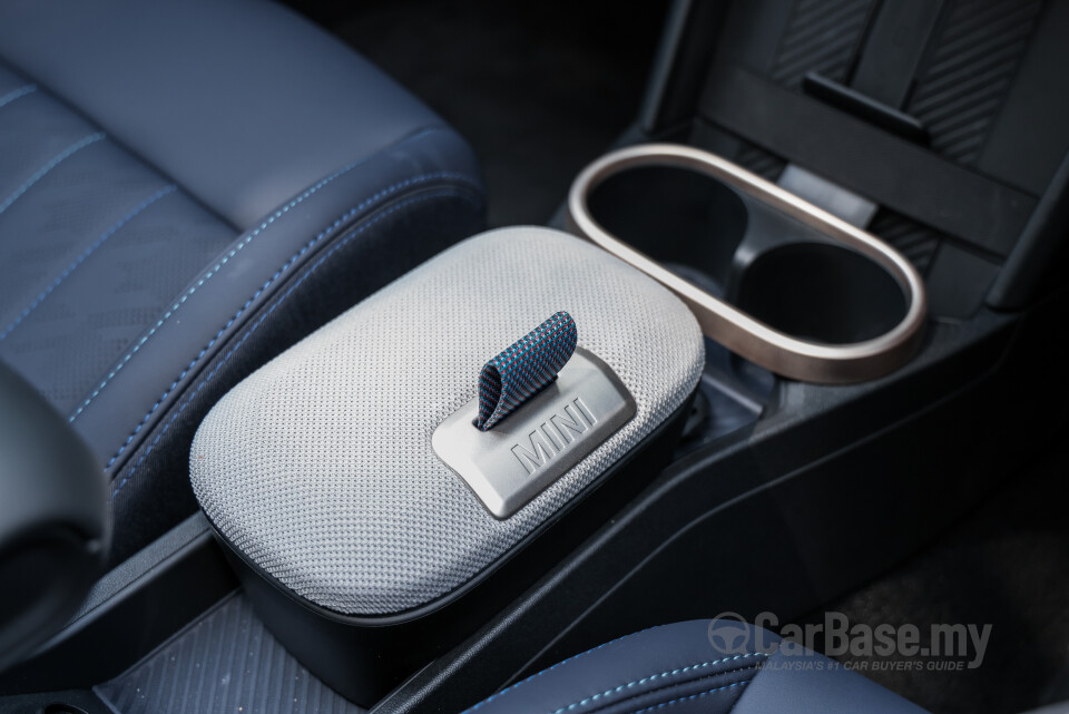 MINI Convertible F67 (2025) Interior