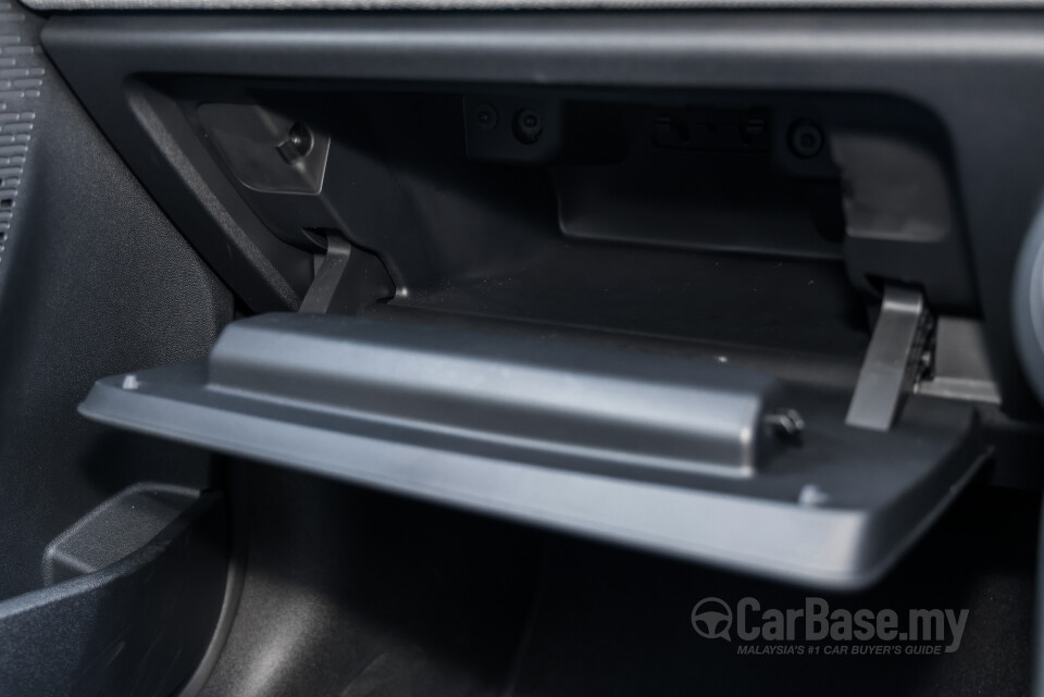 MINI Convertible F67 (2025) Interior