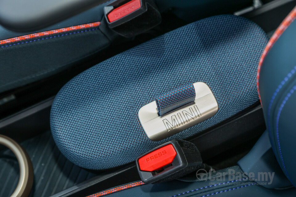MINI Aceman J05 (2024) Interior