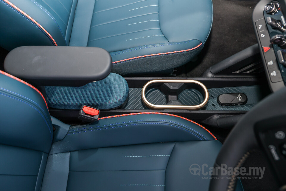 MINI Aceman J05 (2024) Interior