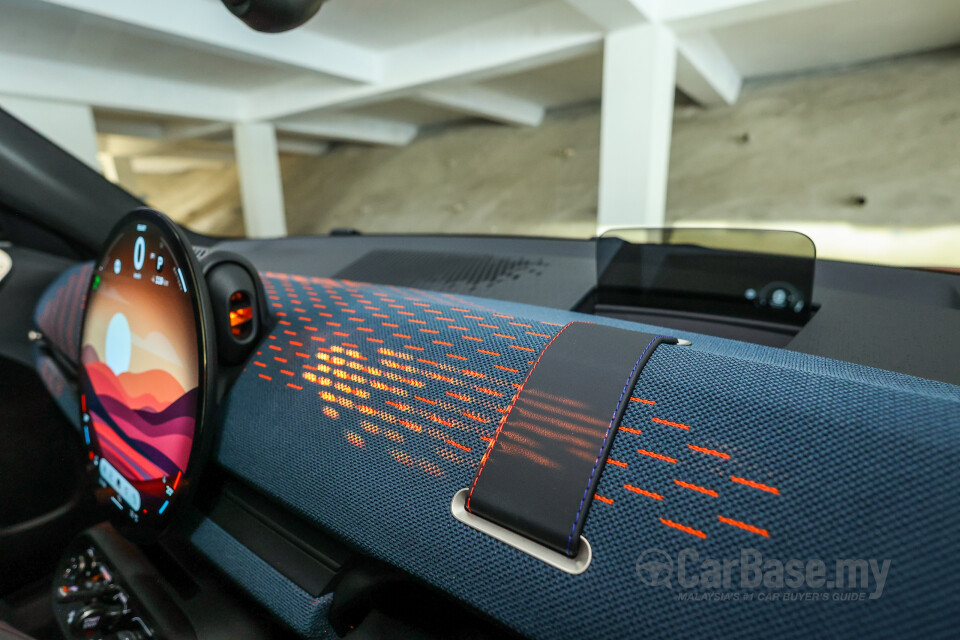 MINI Aceman J05 (2024) Interior