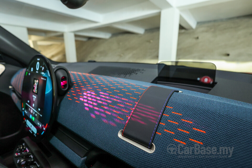 MINI Aceman J05 (2024) Interior