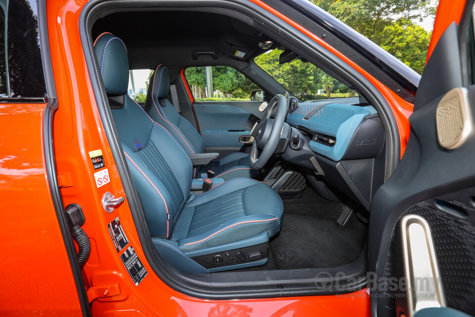 MINI Aceman J05 (2024) Interior