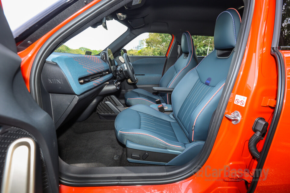 MINI Aceman J05 (2024) Interior