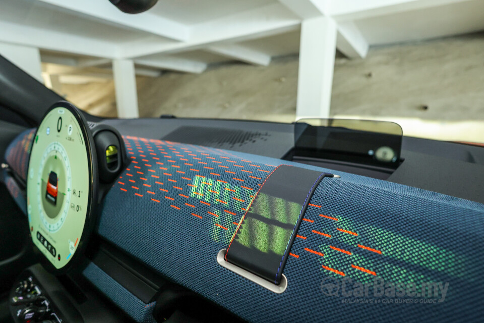 MINI Aceman J05 (2024) Interior