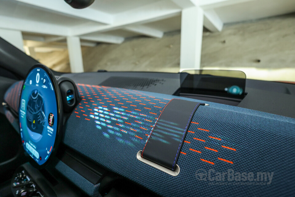 MINI Aceman J05 (2024) Interior