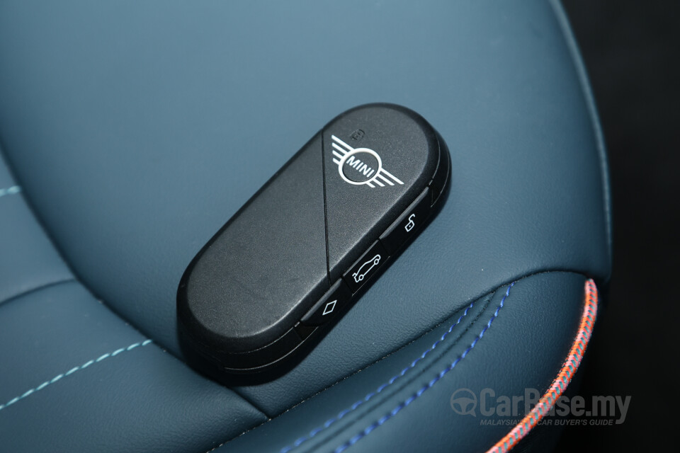 MINI Aceman J05 (2024) Interior