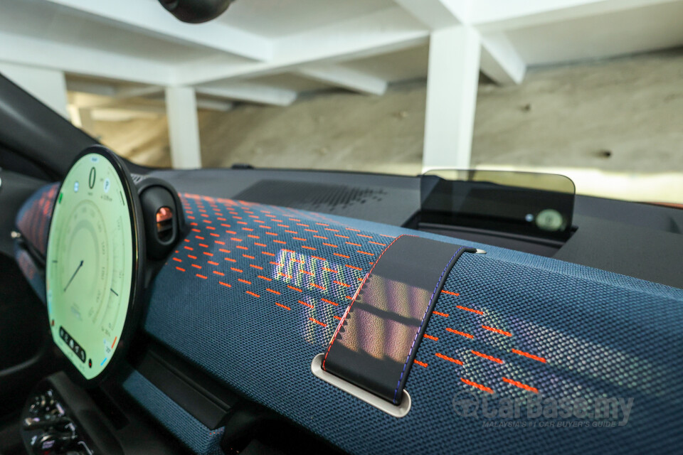 MINI Aceman J05 (2024) Interior
