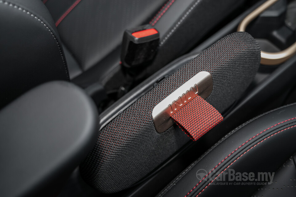 MINI Aceman J05 (2024) Interior
