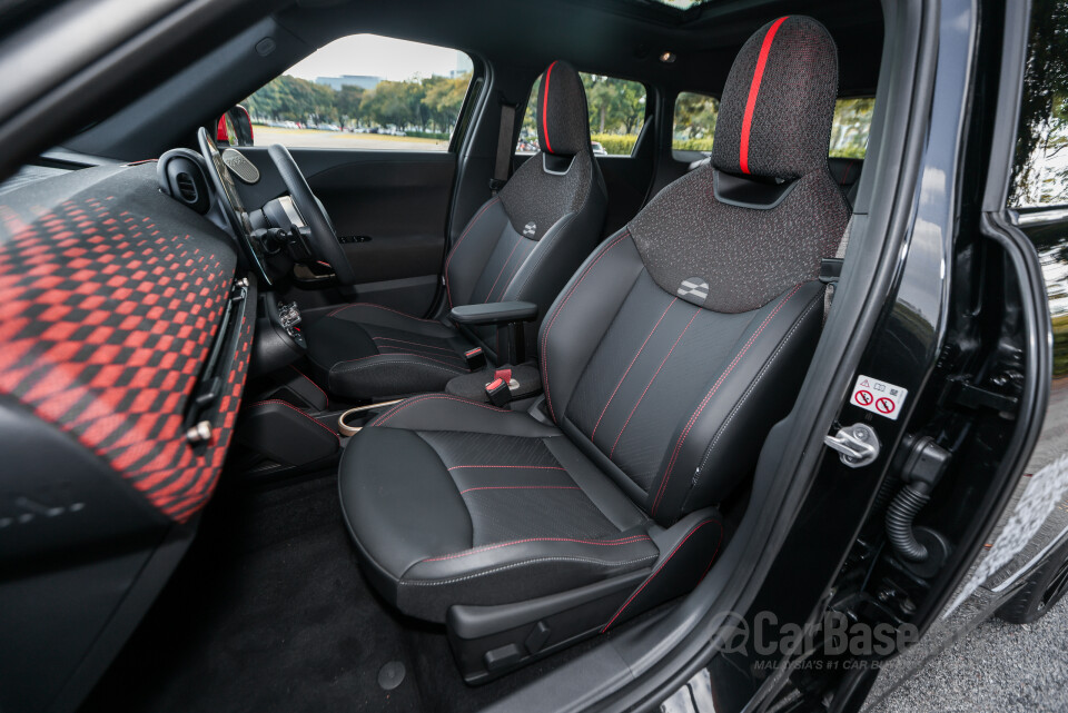 MINI Aceman J05 (2024) Interior