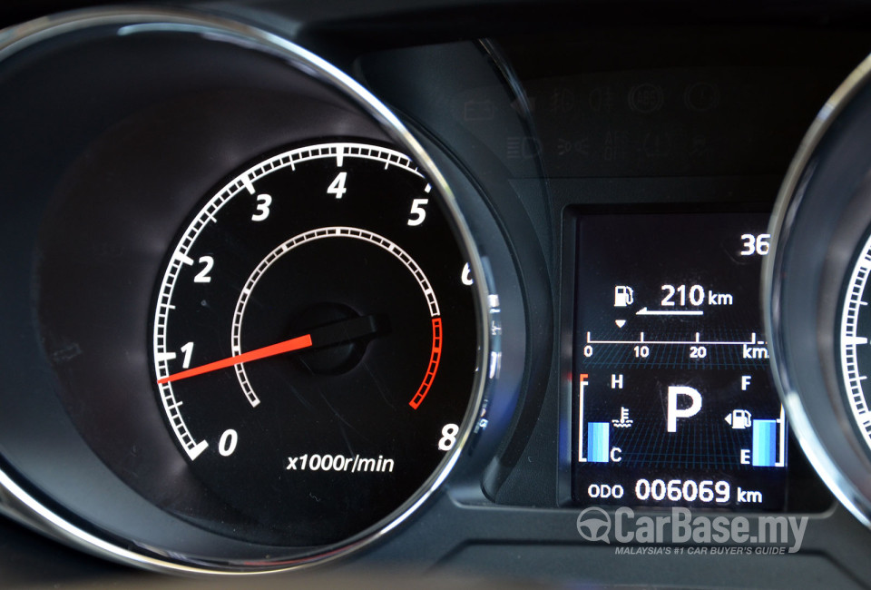 Mitsubishi ASX Mk1 Facelift (2013) Interior