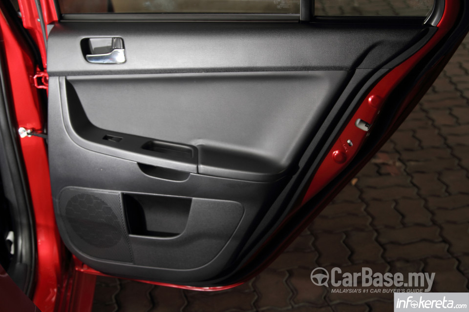 Mitsubishi Lancer Mk5 Facelift (2012) Interior