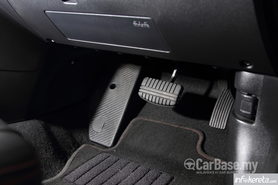 Mitsubishi Lancer Mk5 Facelift (2012) Interior