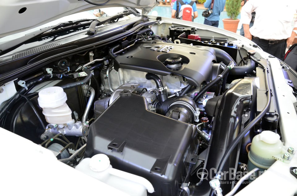 Mitsubishi Pajero Sport Mk1 Facelift (2013) Exterior