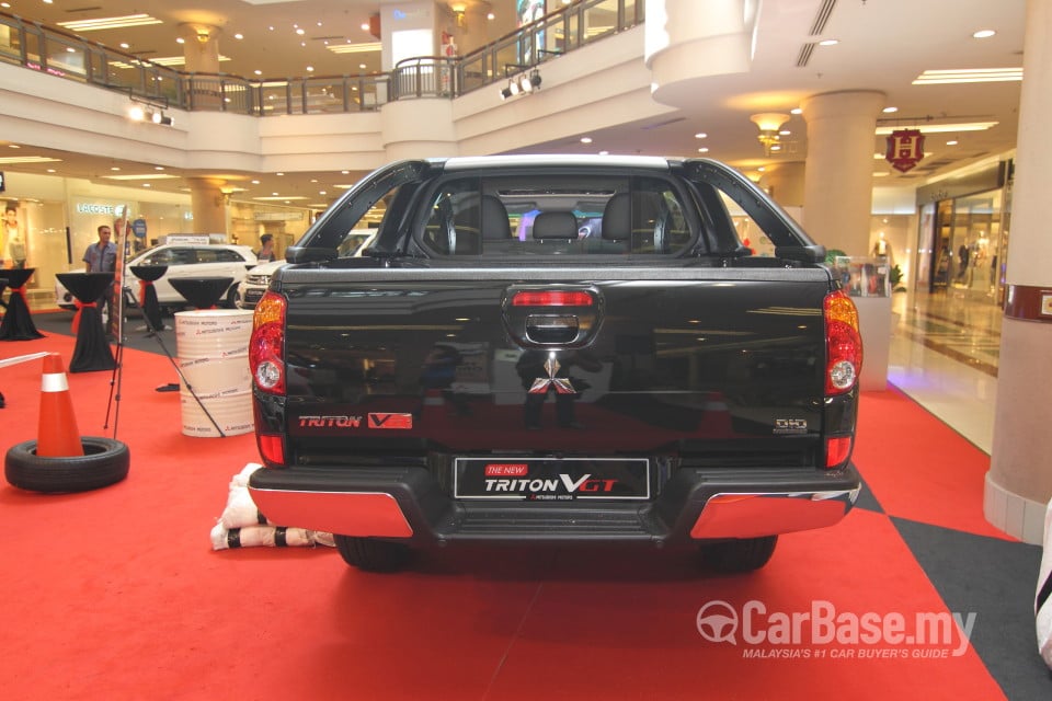 Mitsubishi Triton Mk1 Facelift (2014) Exterior