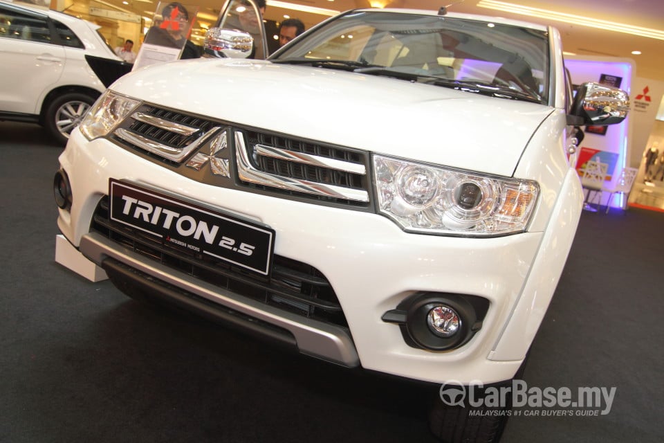 Mitsubishi Triton Mk1 Facelift (2014) Exterior