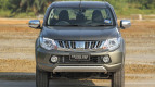 Mitsubishi Triton Exterior photo