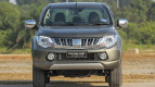 Mitsubishi Triton Exterior photo