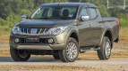 Mitsubishi Triton Exterior photo